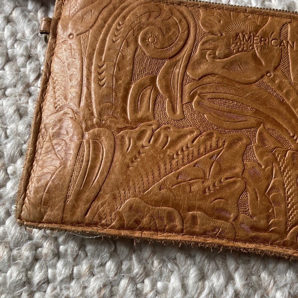 American Leather Co. Tan Embossed Leather Zip Wallet - Picture 4 of 10